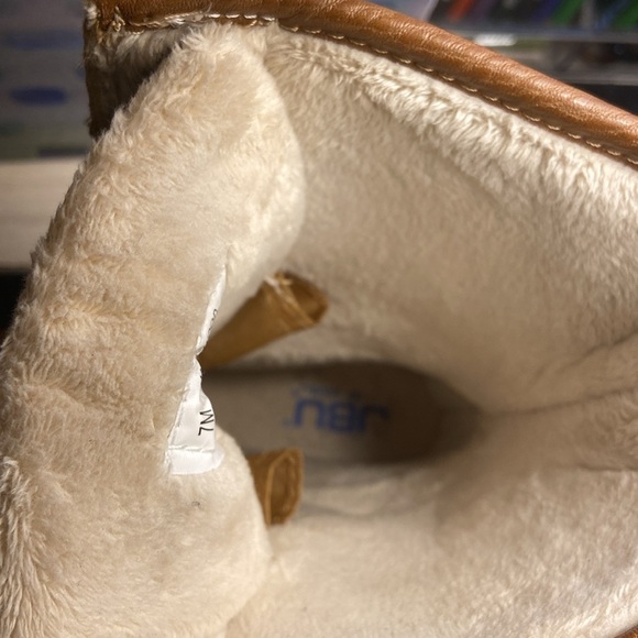 JBU Duck Boots - Picture 3 of 5